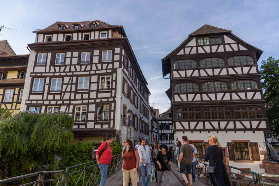 Francia - Alsacia 063 - Estrasburgo.jpg